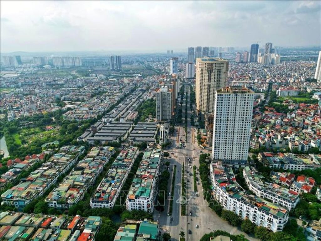 Giá đất tăng cao, đầu cơ và tình trạng đất đai bị bỏ hoang đang đẩy giá nhà ngày càng xa khả năng chi trả của người dân