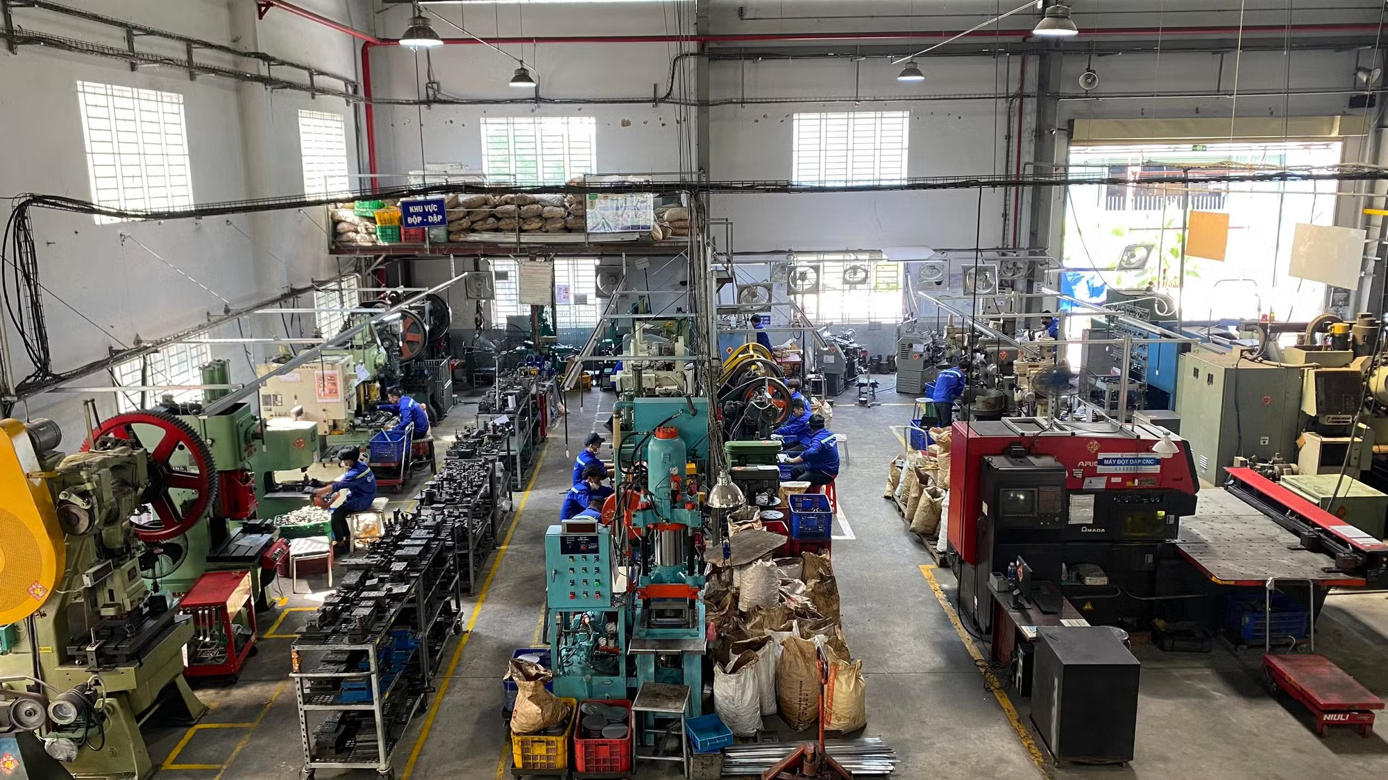 Hơn 155.000 doanh nghiệp rút khỏi thị trường: Tứ bề sức ép? - Ảnh 2.