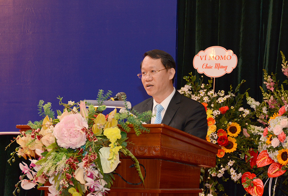 111218hanoi.jpg