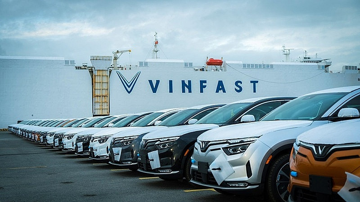 VinFast có 'trợ lực' mới tại thị trường ô tô lớn thứ ba thế giới, tăng tốc mở thêm hàng chục showroom