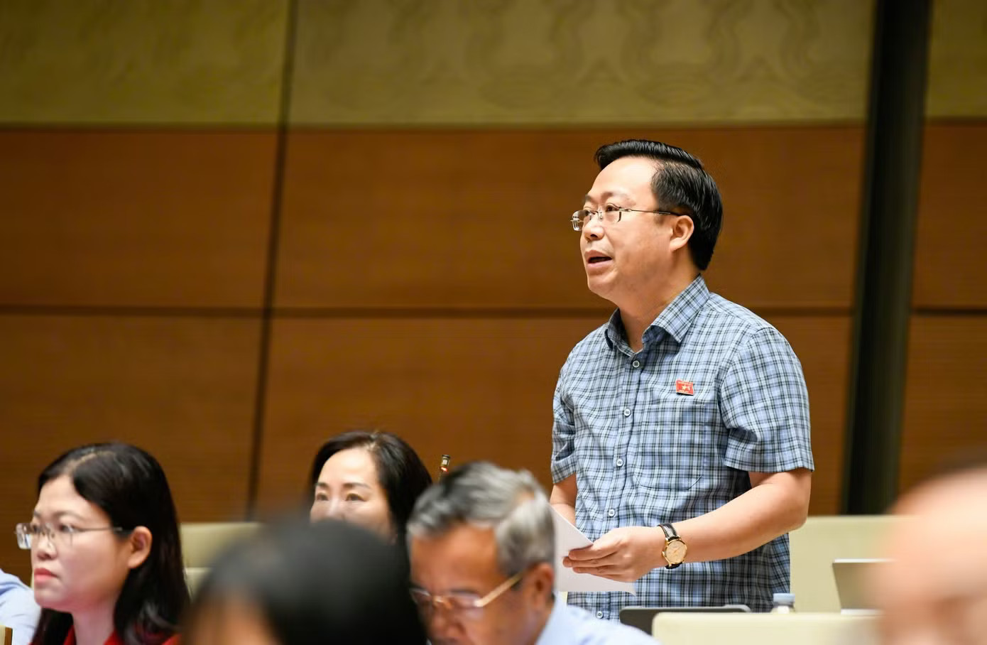 Bỏ giá đất cụ thể, cần ‘ngưỡng kích hoạt’ tự động rà soát hệ số K định kỳ - Ảnh 3.