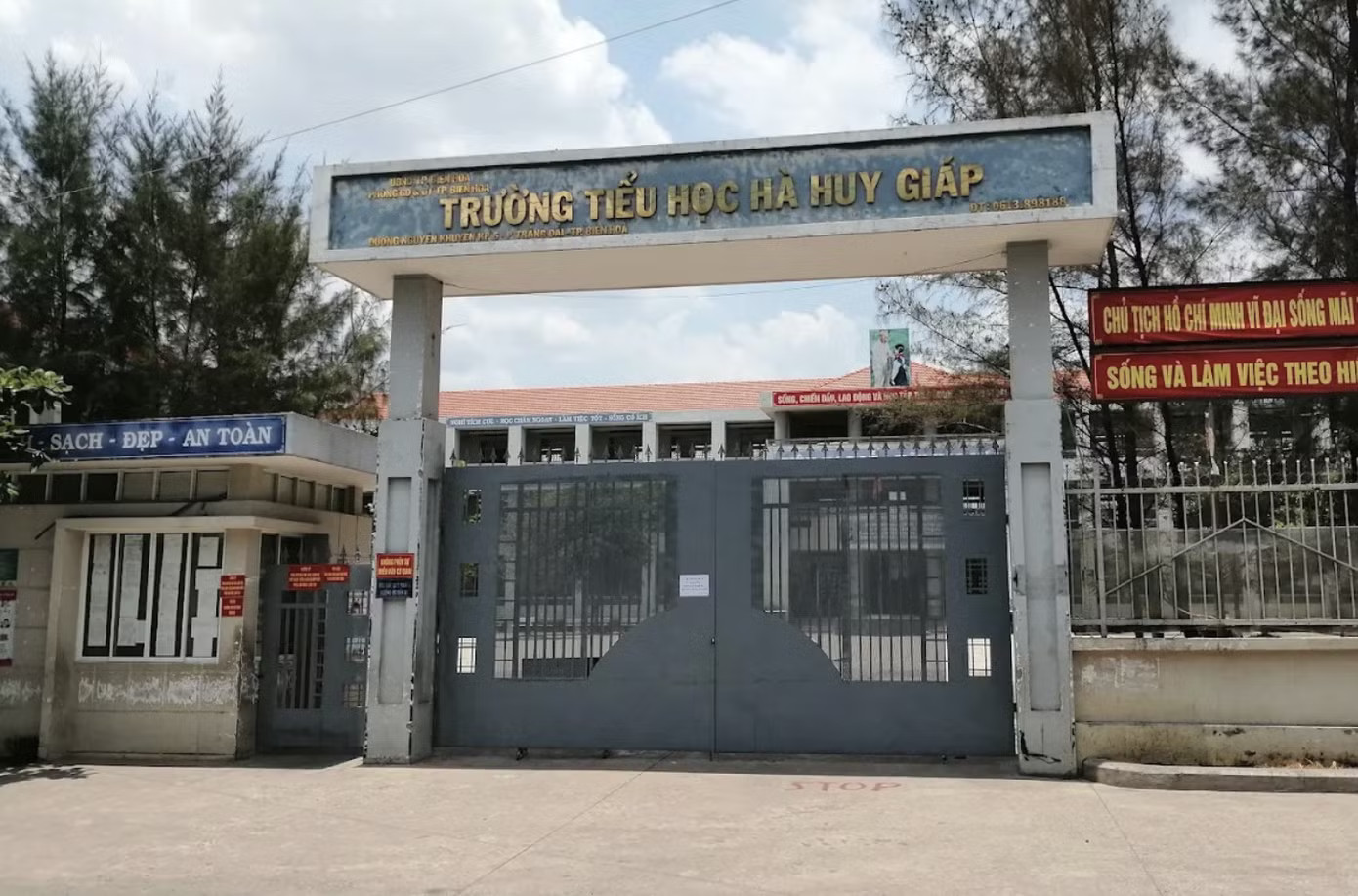 Trường Tiểu học Hà Huy Giáp nằm trong 15 trường Công an yêu cầu thông báo tìm bị hại (ảnh: IT) Tìm bị hại trong vụ án 'chạy nhập học' trên địa bàn Đồng Nai - Ảnh 3.