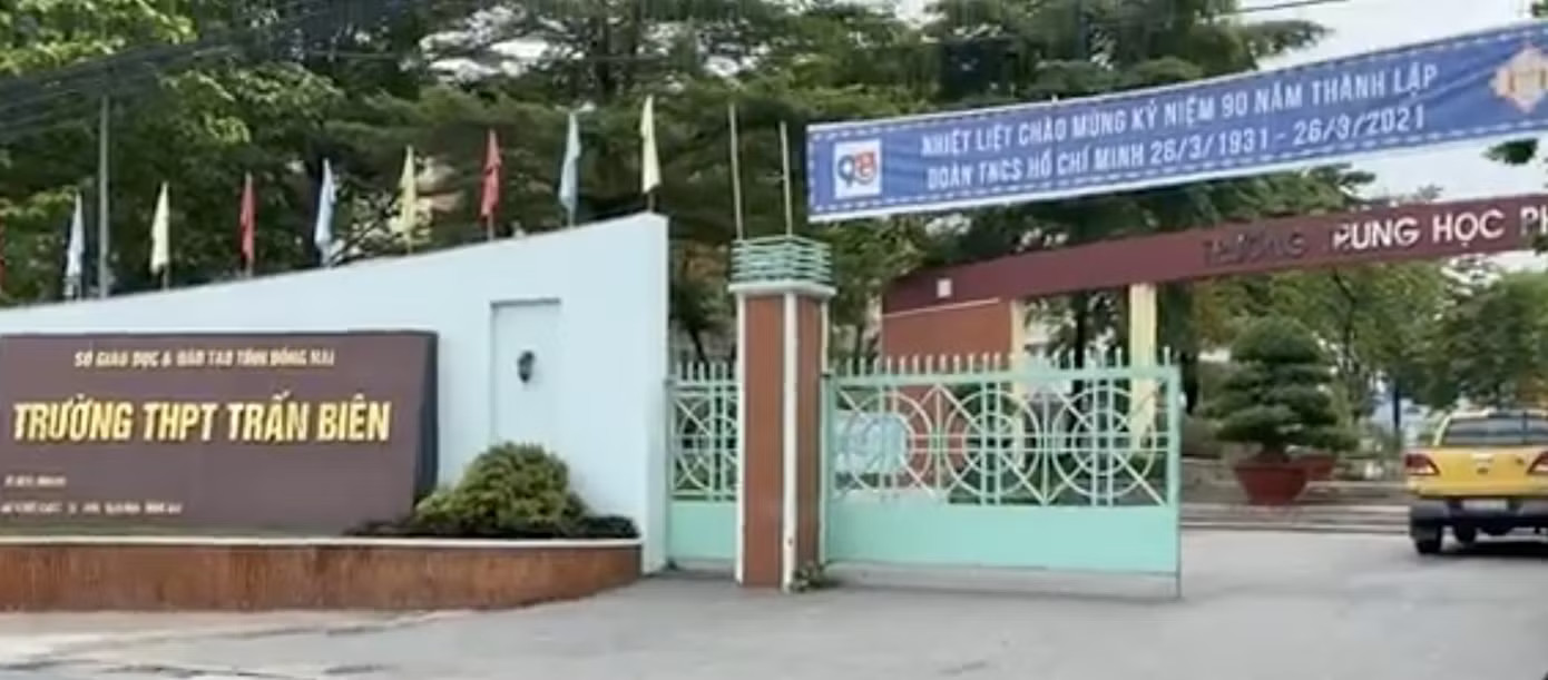 Công an đề nghị trường THPT Trấn Biên thông báo tìm bị hại liên quan đến vụ án (ảnh: IT) Tìm bị hại trong vụ án 'chạy nhập học' trên địa bàn Đồng Nai - Ảnh 1.