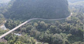 Ngọn núi hơn 1.000m của miền Trung được đề xuất xây dựng 'Bà Nà Hills thứ 2', có cả cáp treo kết nối