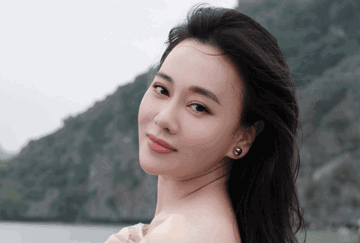 Diễn viên Phương Oanh nhận tin vui