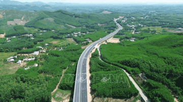 Chỉ vài ngày nữa, chính thức thông xe tuyến cao tốc 66km nối liền 2 thành phố trực thuộc Trung ương của Việt Nam