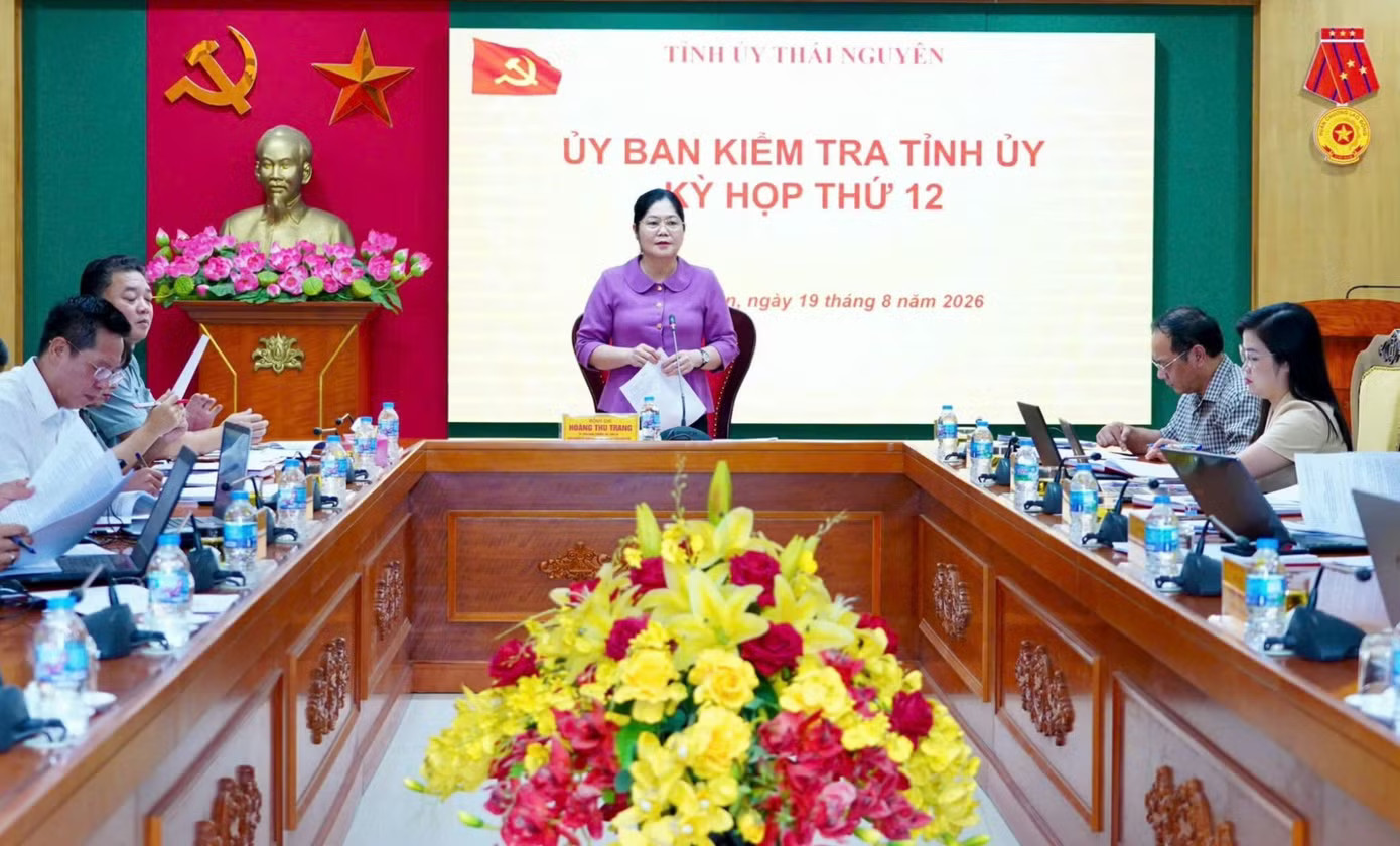 Quang cảnh kỳ họp Nguyên Phó trưởng Công an xã ở Thái Nguyên bị khai trừ Đảng - Ảnh 1.