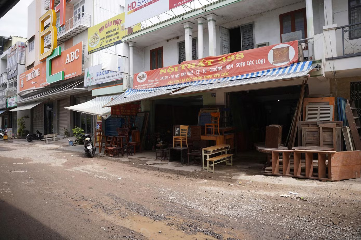 Tập đoàn Phúc Sơn thi công dự án 'lụt' 10 năm ở Nha Trang - Ảnh 3.