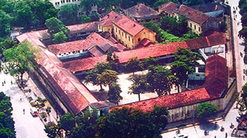 Nhà tù do Pháp xây dựng cách đây 130 năm, rộng hơn 2.000m2 giữa lòng Thủ đô, ghi dấu tinh thần yêu nước quật cường
