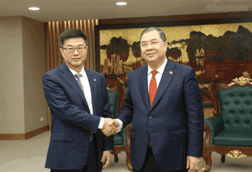 Phó Thủ tướng Thường trực Phạm Gia Túc và Chủ tịch China Eximbank bàn chuyện vốn cho các dự án ưu tiên