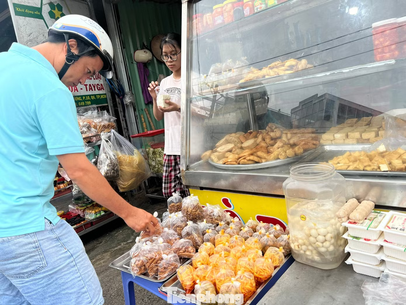Thị trường rằm tháng Bảy: Đồ chay làm sẵn đắt như tôm tươi - Ảnh 7.