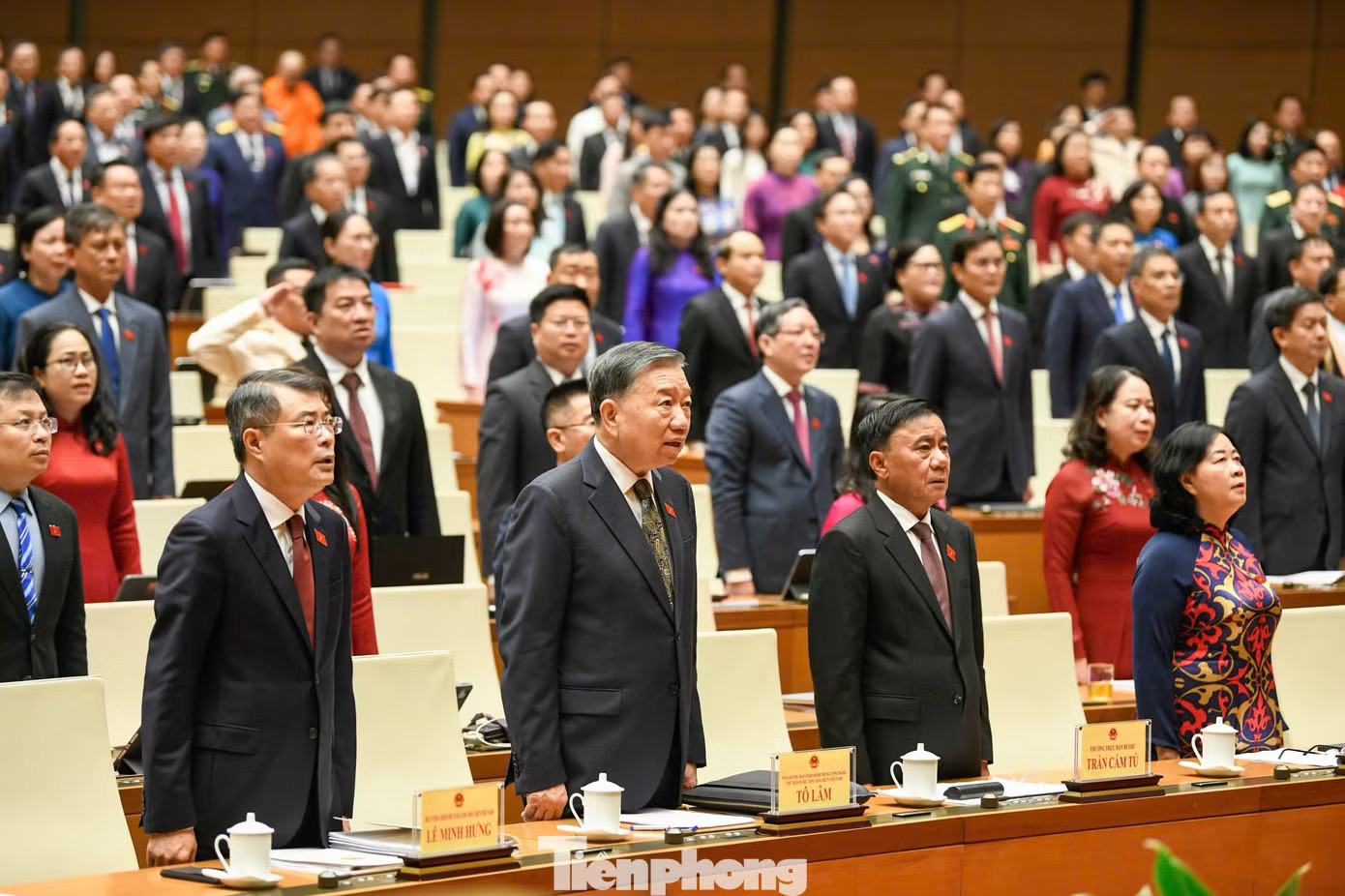 Lãnh đạo Đảng, Nhà nước dự Kỳ họp không thường lệ thứ Nhất, Quốc hội khóa XVI - Ảnh 3.