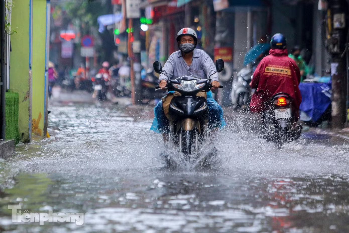 7 tỉnh/thành phố miền Bắc đón mưa lớn từ đêm nay - Ảnh 1.