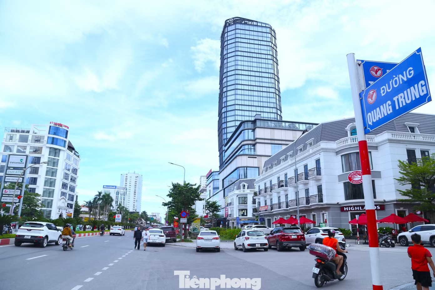 Cận cảnh 4 tuyến đường trung tâm Nghệ An trước cuộc ‘đại nâng cấp’ - Ảnh 3.