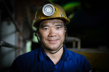 Thợ lò trẻ nhất Việt Nam được phong Anh hùng Lao động