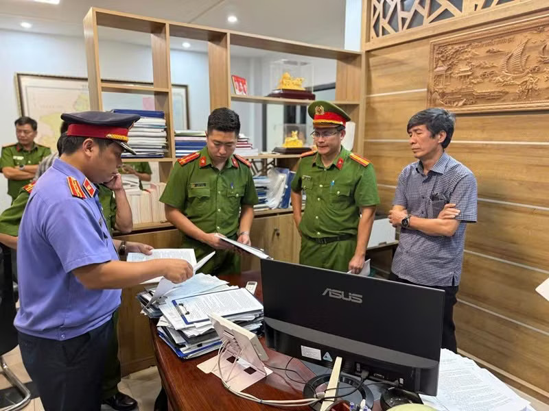 Diễn biến mới vụ sai phạm liên quan bãi rác khiến giám đốc dự án bị khởi tố - Ảnh 3.