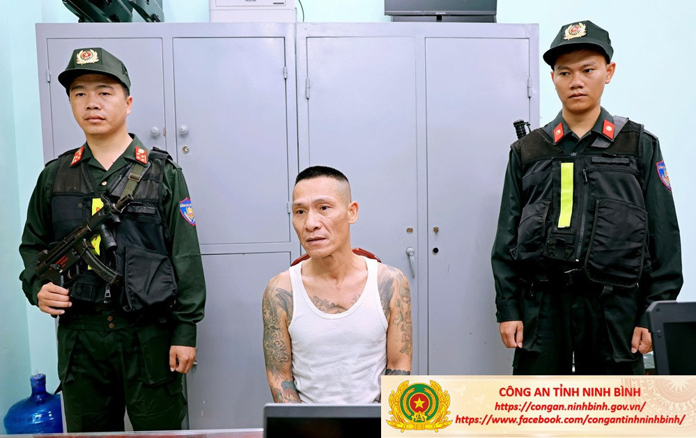 Bị can Nguyễn Văn Thùy tại cơ quan điều tra. Ảnh: CA tỉnh Ninh Bình