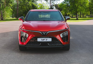 Sau 15.000km, chủ xe VinFast VF 7 không ngại nói thẳng về chuyện để xe dưới nắng 38 độ và tuyên bố khả năng làm lạnh của điều hoà