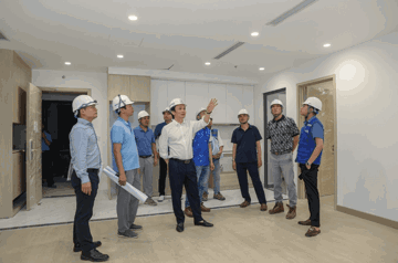 Chủ tịch Trịnh Văn Quyết ra chỉ đạo ngay tại công trường, FLC tăng tốc đưa dự án 2.800 tỷ về đích sau 9 năm triển khai