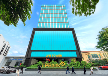 LPBank tăng mạnh lãi suất huy động, có kỳ hạn nhận tới 7,3%/năm