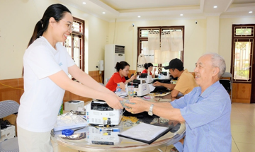 Mỗi Đảng viên được nhận 8.855.000 đồng, chi tiết nhóm đối tượng được hưởng, điều kiện cụ thể ra sao?