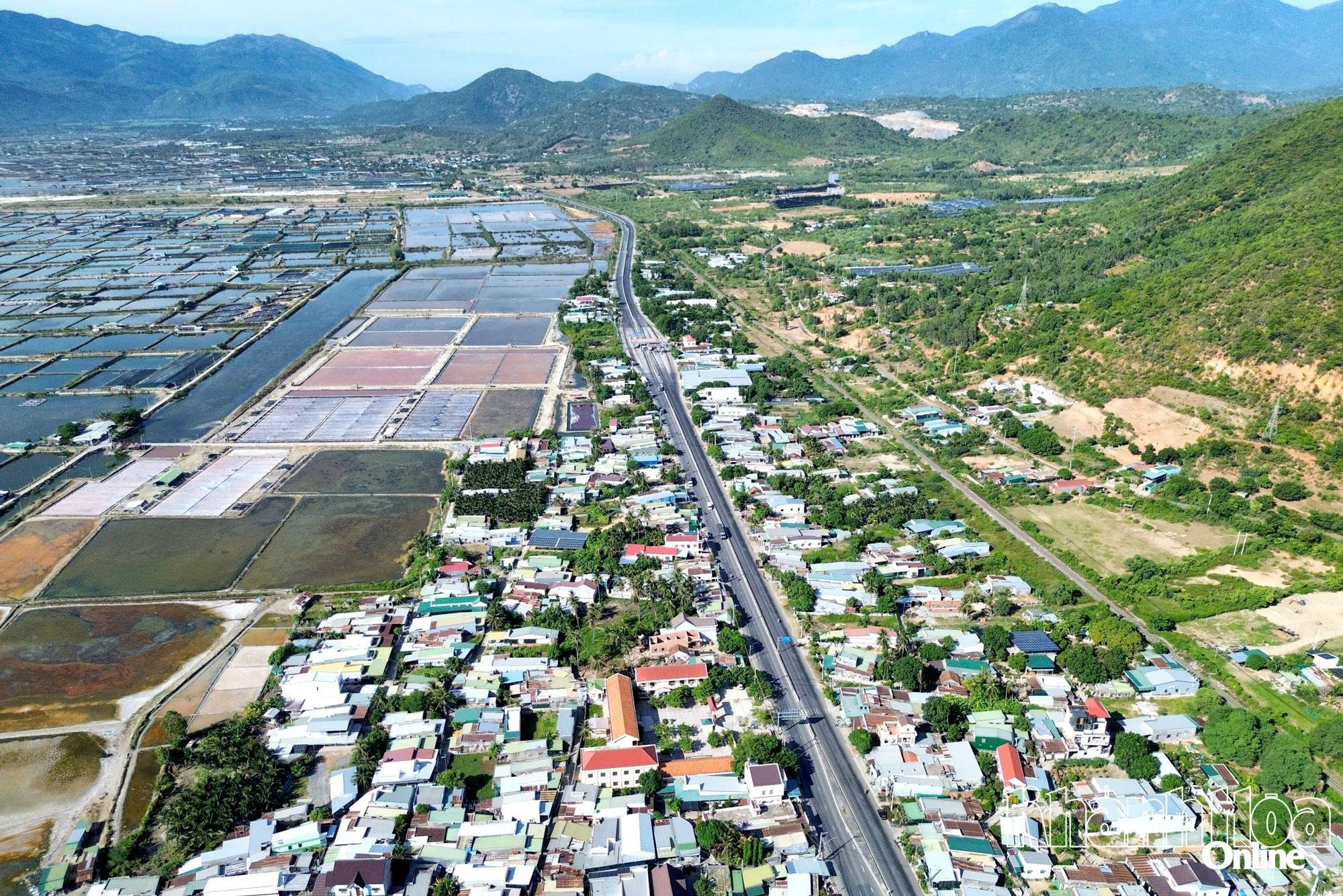 khanh-hoa-duong-sat-toc-do-cao.jpg