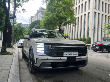 Hyundai Palisade 2026 bản 'giá mềm' bất ngờ lộ diện tại đại lý, rẻ hơn gần 200 triệu đồng