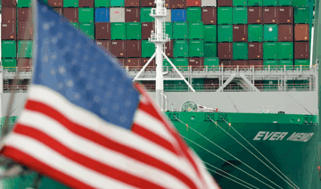 Ông Trump phải hoàn lại 100 tỷ USD tiền thuế