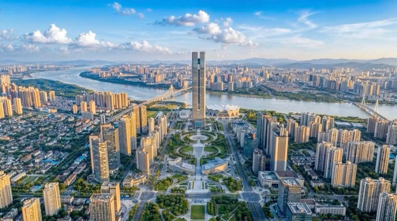 Phối cảnh Trục đại lộ cảnh quan sông Hồng trong tầm nhìn 100 năm. Ảnh: UBND TP Hà Nội Sông Hồng sẽ trở thành 'trục sống' mới của Thủ đô Hà Nội - Ảnh 1.