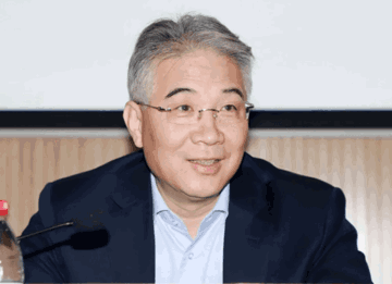 Khởi tố điều tra, cắt toàn bộ lương hưu và tịch thu tài sản bất chính của cựu Giám đốc Sở Thuế vụ Trung Quốc