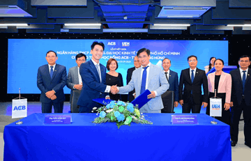 ACB và UEH mở đầu hành trình Học bổng ACB - Trần Mộng Hùng: Tiếp nối niềm tin vào con người