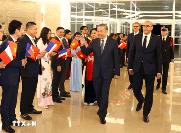 Tổng Bí thư, Chủ tịch nước Tô Lâm và Phu nhân bắt đầu thăm chính thức Pháp