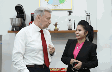 Bà Lê Hoàng Diệp Thảo tiếp đoàn khách Belarus ở trụ sở King Coffee, mở thêm cơ hội cho cà phê Việt tại thị trường EAEU