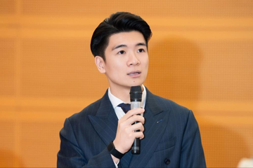Chuyện gì đây: Phó Chủ tịch SHB Đỗ Quang Vinh đăng Facebook, Thông tin Chính phủ lập tức chia sẻ