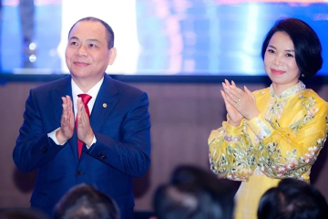 Tỷ phú Phạm Nhật Vượng và vợ chuyển giao vai trò lãnh đạo tại VinFast và GSM