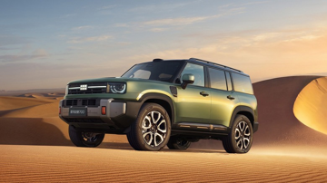 Geely đưa động cơ 'biết bơi' lên SUV hybrid, ngâm sâu 1,1 m vẫn hoạt động