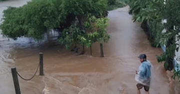 Huế mưa rất lớn