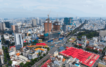 Sau 13 năm khởi công, tòa tháp đôi chọc trời 235m cao nhất Việt Nam tăng tốc hoàn thành