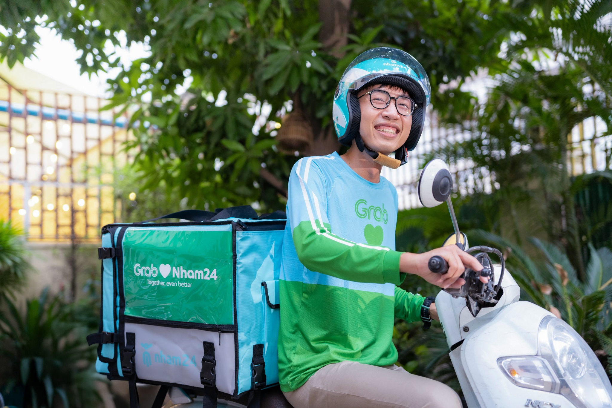 Grab và Nham24 hợp tác trong bối cảnh thị trường giao đồ ăn và hàng tạp hóa đang phát triển nhanh chóng tại Campuchia - Ảnh: Cambodia Investment Review