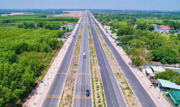Cưỡng chế thu hồi hơn 1.000ha đất, nhường chỗ làm tuyến đường kết nối đến siêu sân bay