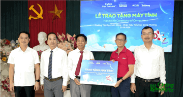 Phòng máy chỉ có 20-27 máy cũ, hơn 2.300 học sinh ở Hà Nội được bổ sung thiết bị mới