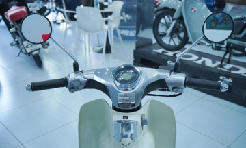 Sau 10 ngày về Việt Nam Honda: Super Cub 2026 'cháy hàng', xe tư nhân hét giá hơn 120 triệu đồng