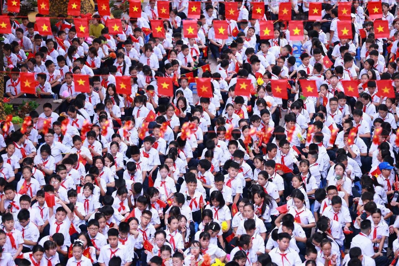 sieutruong.jpg