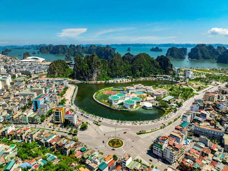 Quảng Ninh hiện là địa phương có nền tảng kinh tế lọt <a style='text-decoration: none;' href='/TOP'>TOP</a> đầu cả nước. Nguồn ảnh: Vũ Bằng