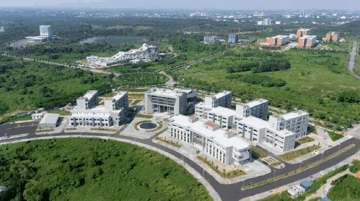 Một trường đại học của Việt Nam lên kế hoạch ‘di chuyển’ toàn bộ sinh viên, học viên