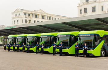 VinBus triển khai 50 xe buýt điện miễn phí, phục vụ khoảng 2.000 học sinh tại Quảng Ninh