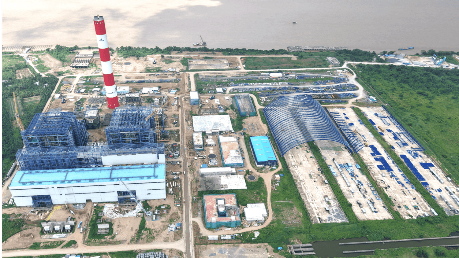 Công trường NMNĐ Long Phú 1 (Ảnh: PetroTimes)