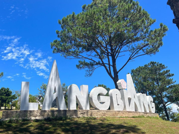 Không phải Sa Pa, đây là địa danh duy nhất của Việt Nam lọt top 7 điểm đến lãng mạn như châu Âu, sở hữu 'nóc nhà' cao 2.167m, mát mẻ quanh năm