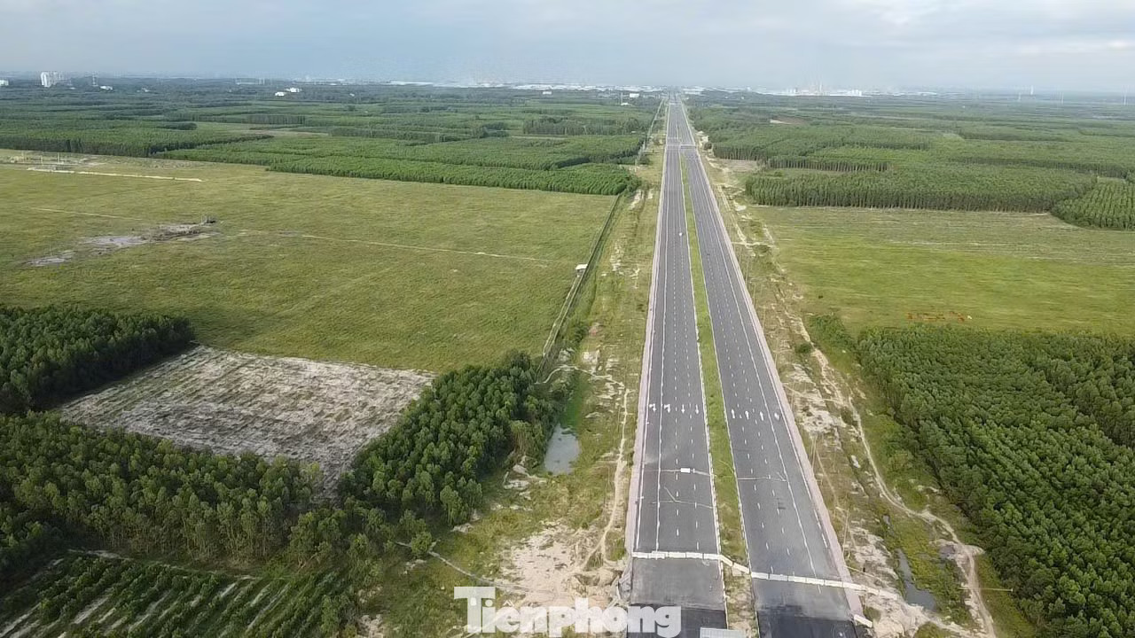 Đồng Nai đưa hàng trăm ha đất 'vàng' vào kế hoạch đấu giá - Ảnh 3.