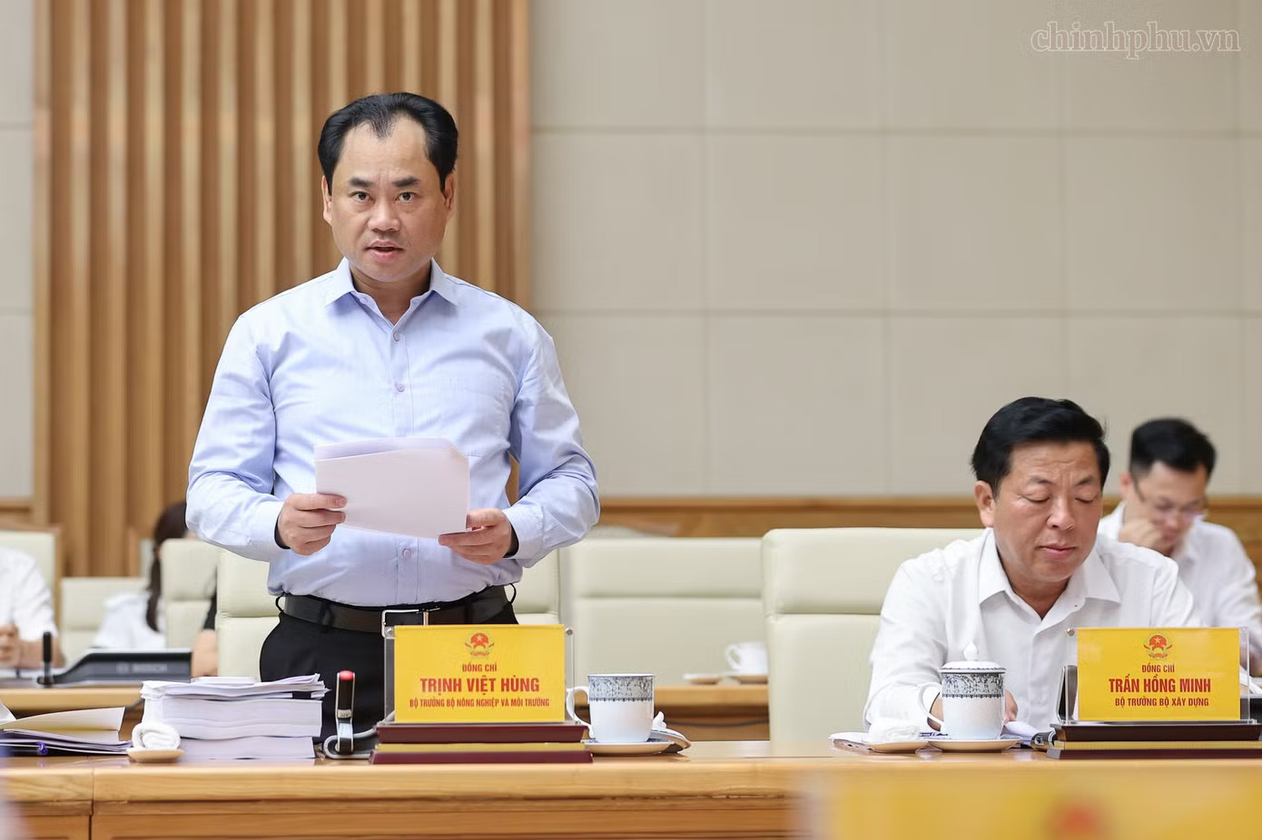 Thủ tướng yêu cầu lấy ý kiến rộng rãi, thực chất của người dân về Luật đất đai - Ảnh 2.